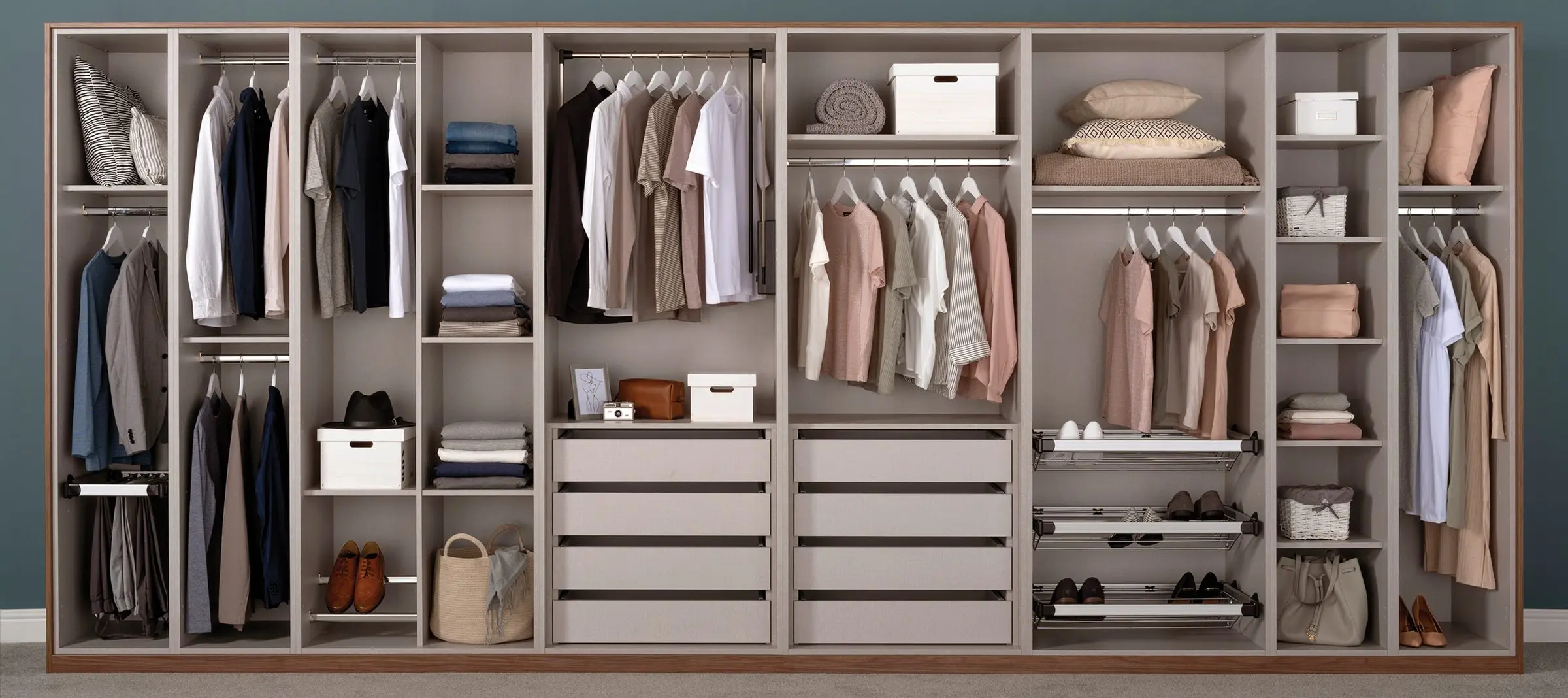 Walk-In Wardrobes